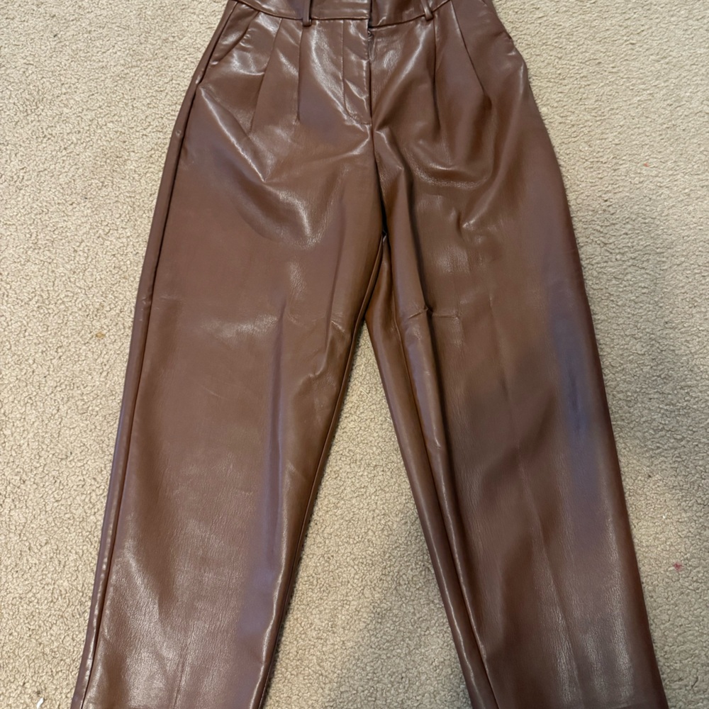 Aritzia Leather Pants - Size 6